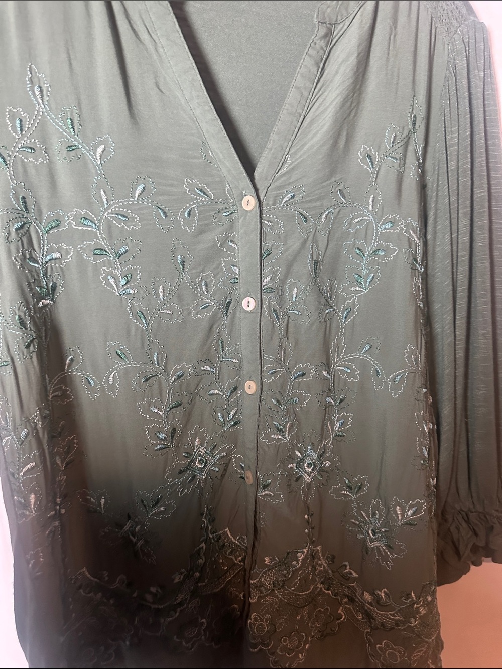 Democracy Olive Green Embroidered Button-Front Blouse - Picture 6 of 7